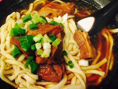 张大妈牛肉面汤包馆(无为一店)