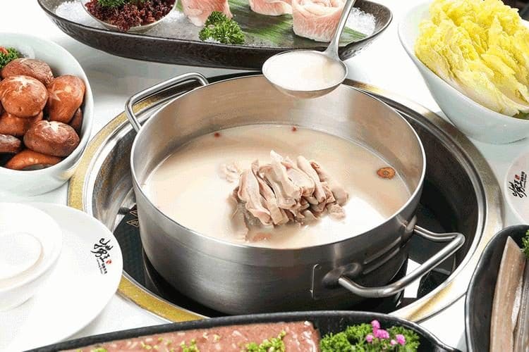 捞王锅物料理(吴江路四季坊店)