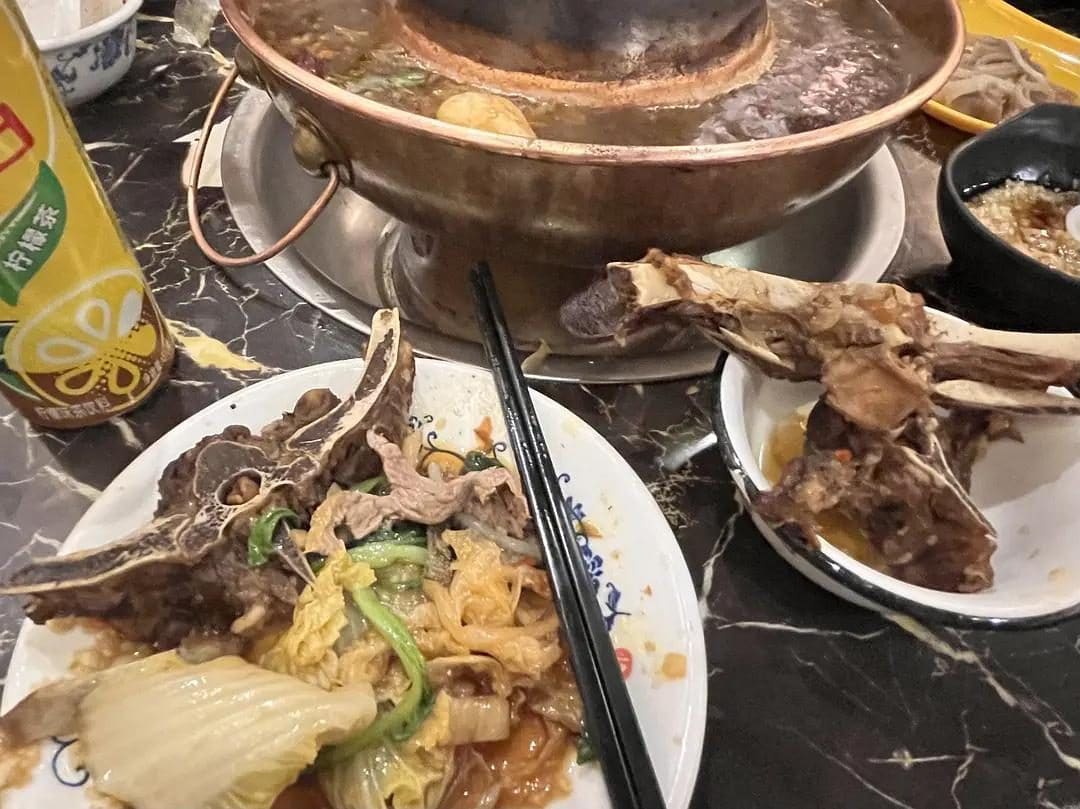 颐品居涮肉(乌鲁木齐中路店)
