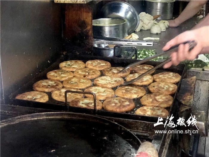 王记葱油饼(镇宁路店)
